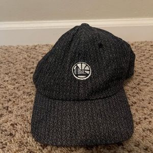 mitchell & ness golden state warriors dad hat in gray
